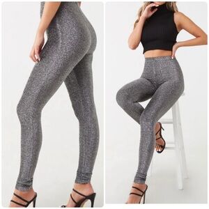 Forever 21 Metallic Silver Shimmer Lurex Stretch Leggings XS